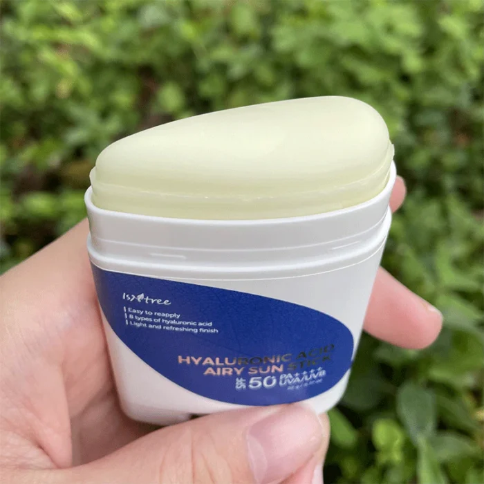 Isntree- Hyaluronic Acid Airy Sun Stick SPF 50+ PA++++, 22 g – Image 4